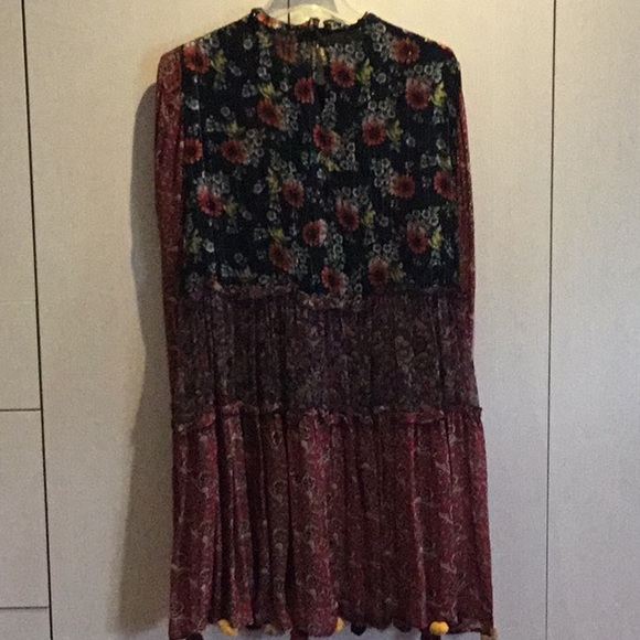 NWT ZARA Woman Boho dress with metallic thread detail and Pom Pom hem - Picture 5 of 9